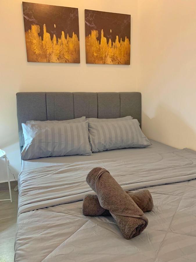 Netflix Two Bedroom Troika Kota Bharu Homestay 182 المظهر الخارجي الصورة